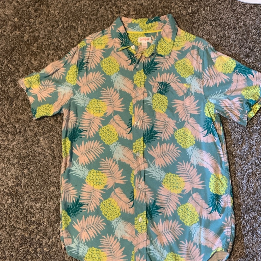 Boy’s Button down Hawaiian shirt